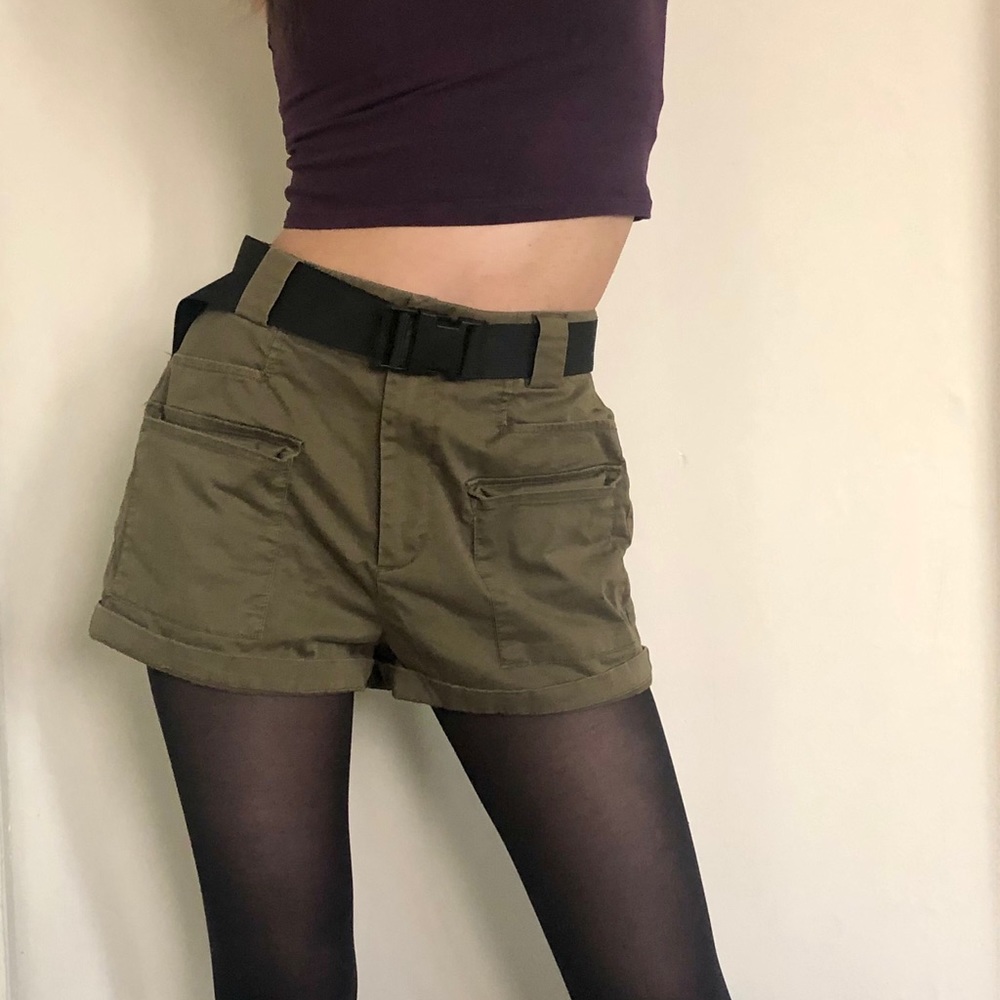 SHOP CLOSING GARAGE Khaki Shorts